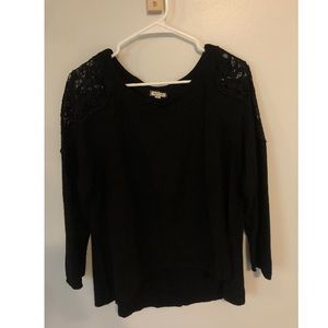 Boutique black laced shoulder long sleeve